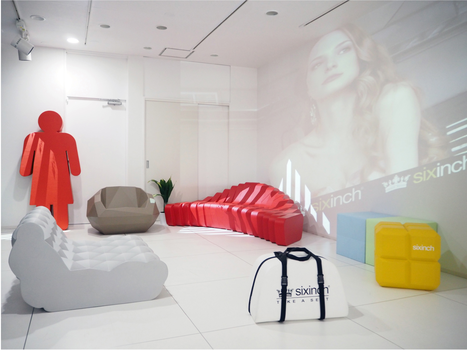 sixinch showroom画像